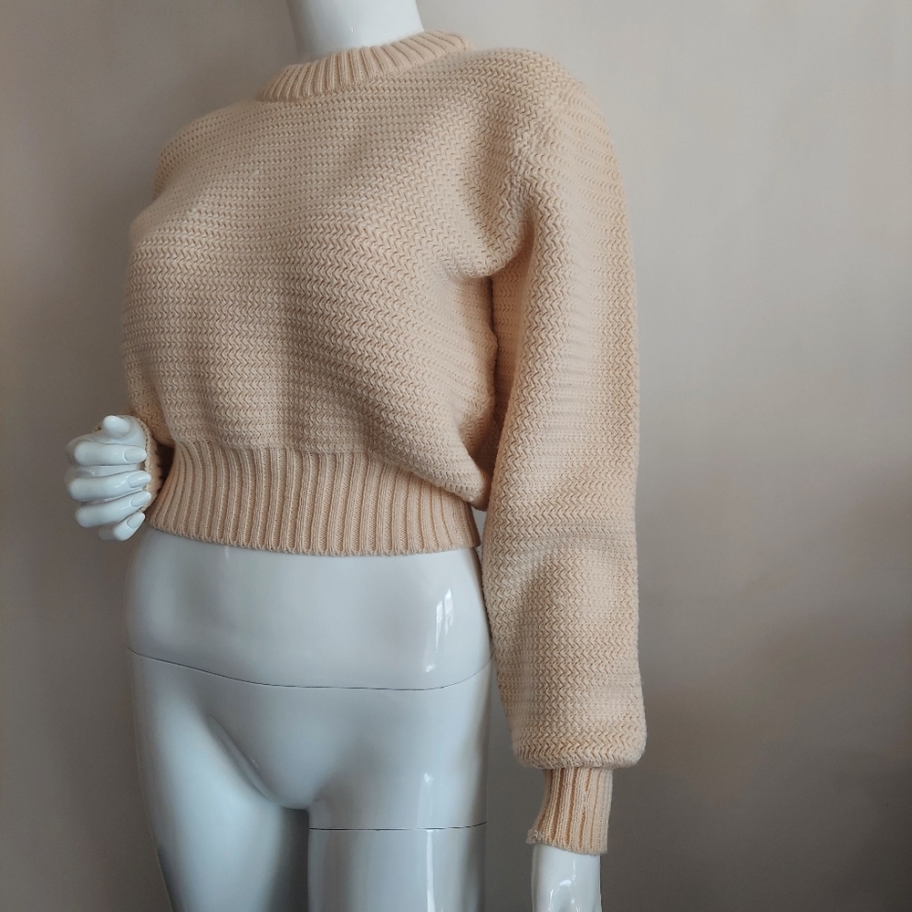Alaía Knitted Wool Cropped Top Sweater - Picture 2 of 13